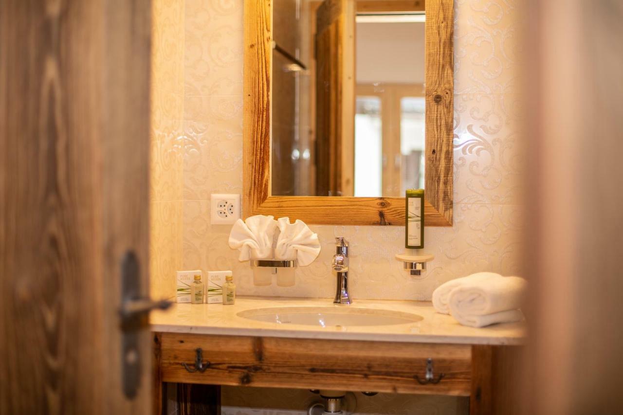 Palace Luxury Wellness Apartment And Boutique Hotel Ski-In-Out 萨斯费 外观 照片