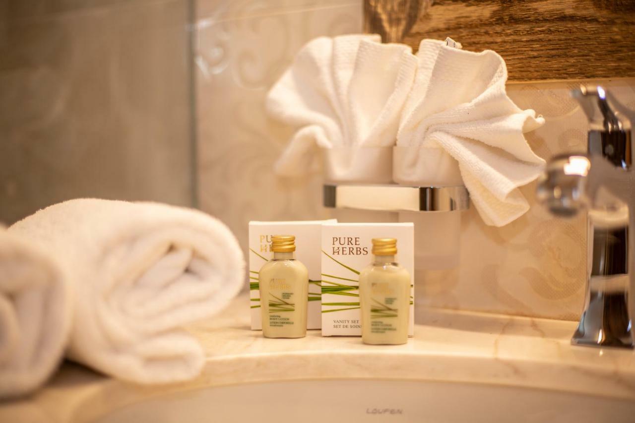 Palace Luxury Wellness Apartment And Boutique Hotel Ski-In-Out 萨斯费 外观 照片