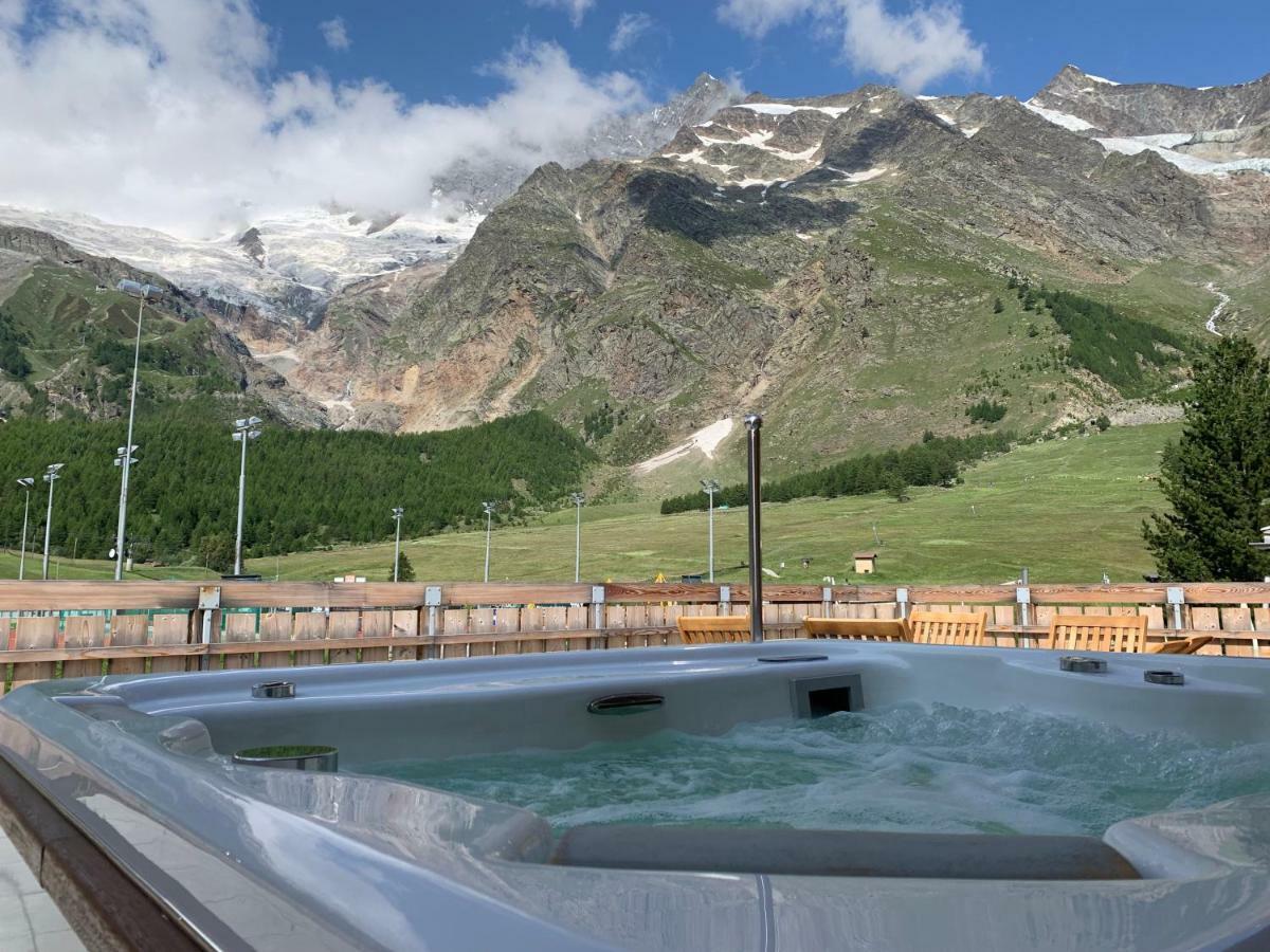 Palace Luxury Wellness Apartment And Boutique Hotel Ski-In-Out 萨斯费 外观 照片